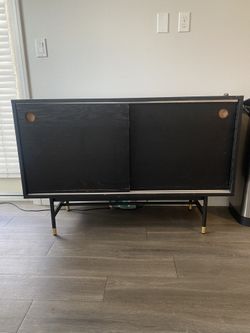 Cabinet With Sliding Doors