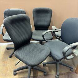Office Chairs 