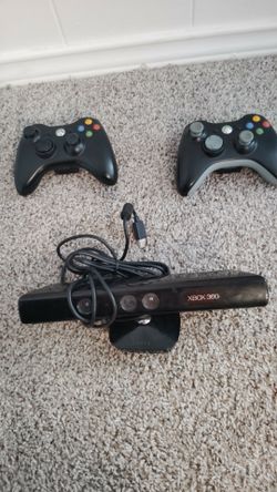 Xbox 360 s w/ kinect