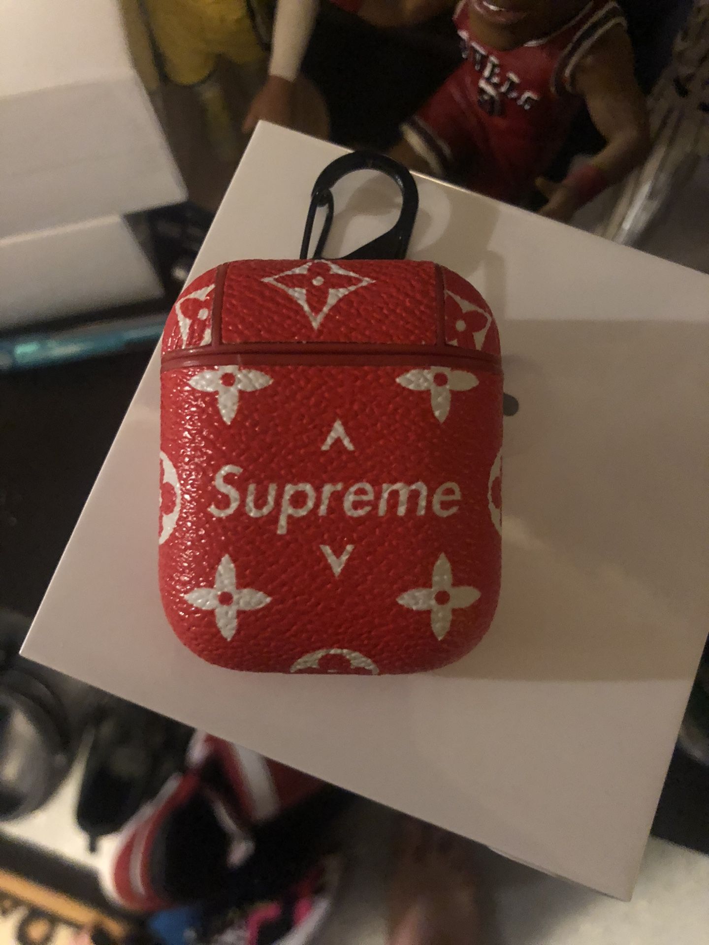 Apple AirPods Gen 1 with Supreme Case Cell phones Accessories