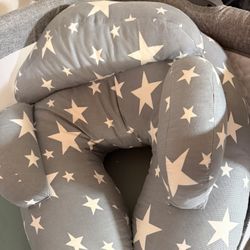 Baby Bassinet And Boppi 