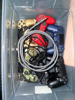 2 ps4 and 5 controllers