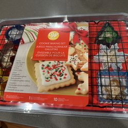 New Wilton 12 Piece Cookie Baking Set