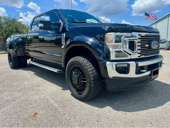 2022 Ford F-350 Dually 4x4 Lariat