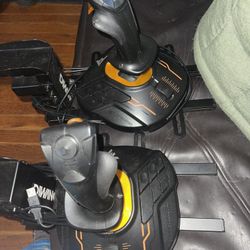 Thrust master T16000