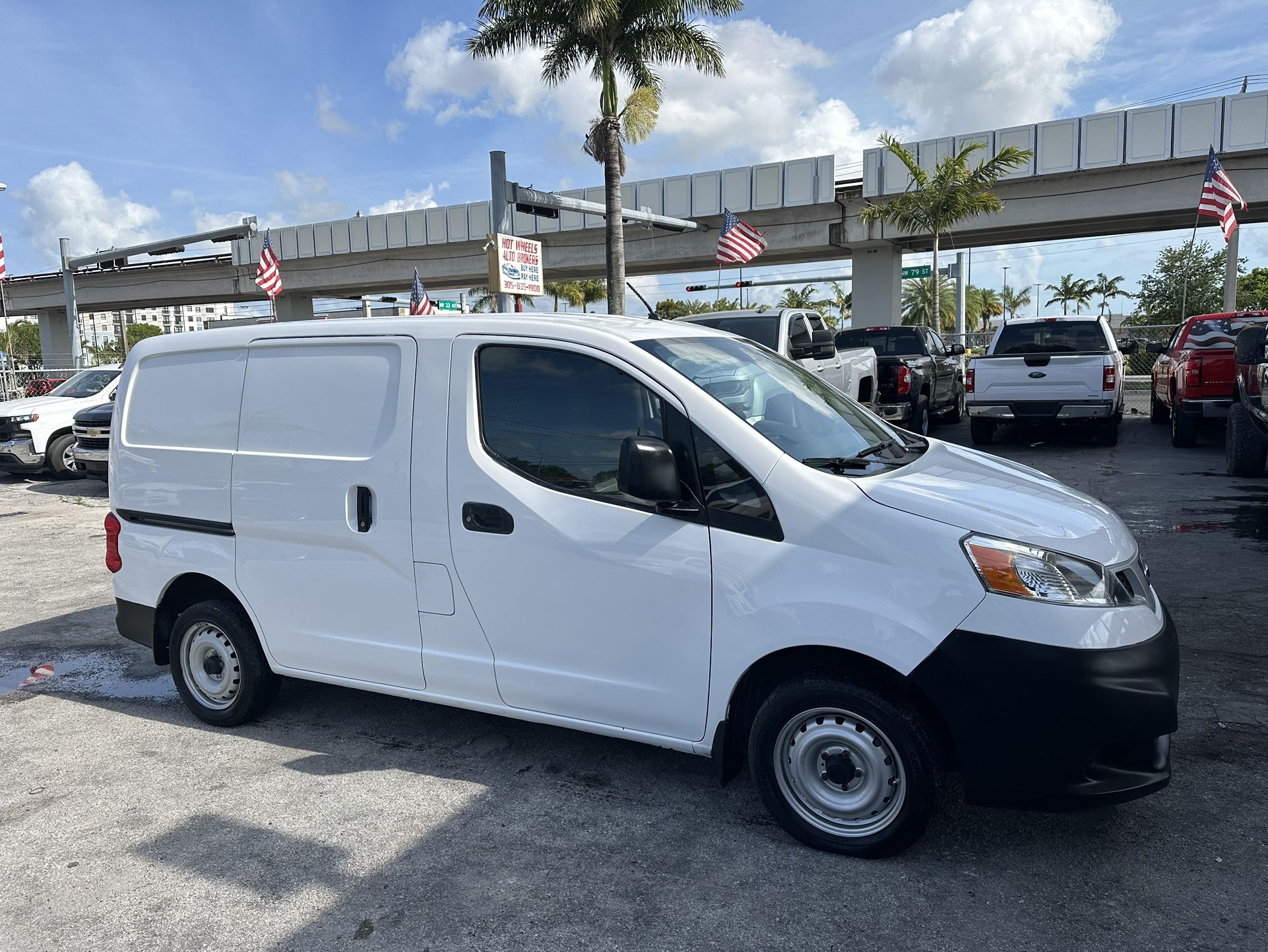 2017 Nissan Nv200