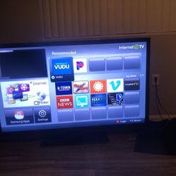 ✨60 Inch Smart t v Samsung  With Remote