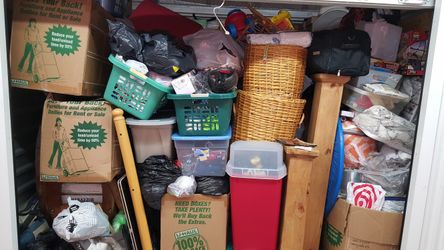 Personas que revenden $700