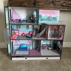 LOL Doll House