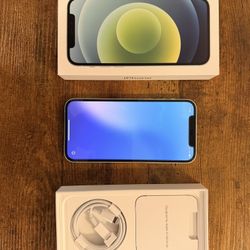 iPhone 12 Green 128GB Factory Unlocked / In Box