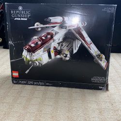Lego UCS gunship