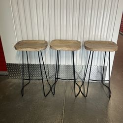 3 Bar Stools 