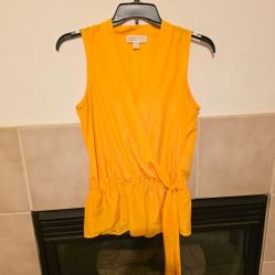 Michael kors blouse M size
