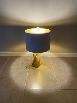 Gold Twist Table Lamp
