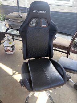 Gaming chair