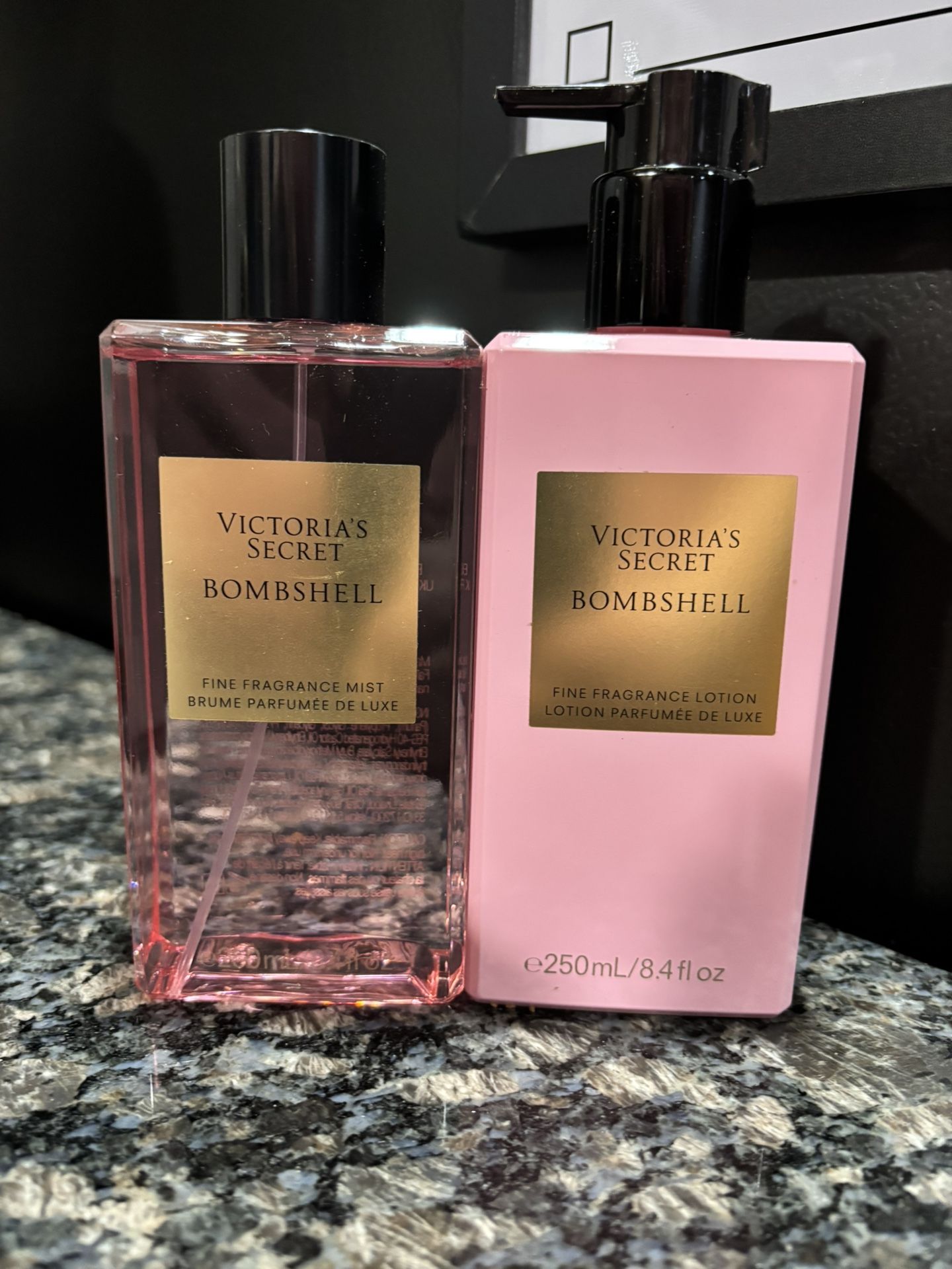NEW VICTORIAS SECRET PINK BOMBSHELL FINE FRAGRANCE MIST AND LOTION SET $30!