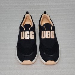 UGG Sneakers Slip On. New. Black. Size 9 Women's Shoes. Authentic 