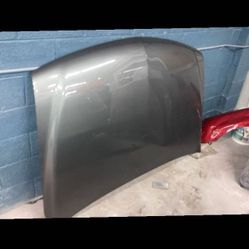 Hood From A 01 Silverado 1500