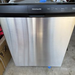 Dishwasher 