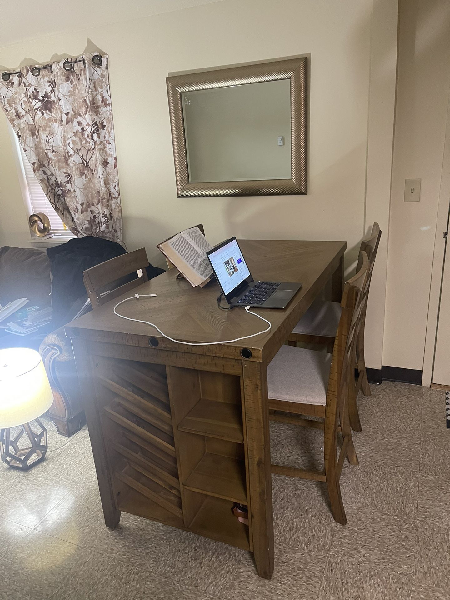 Dinning Table