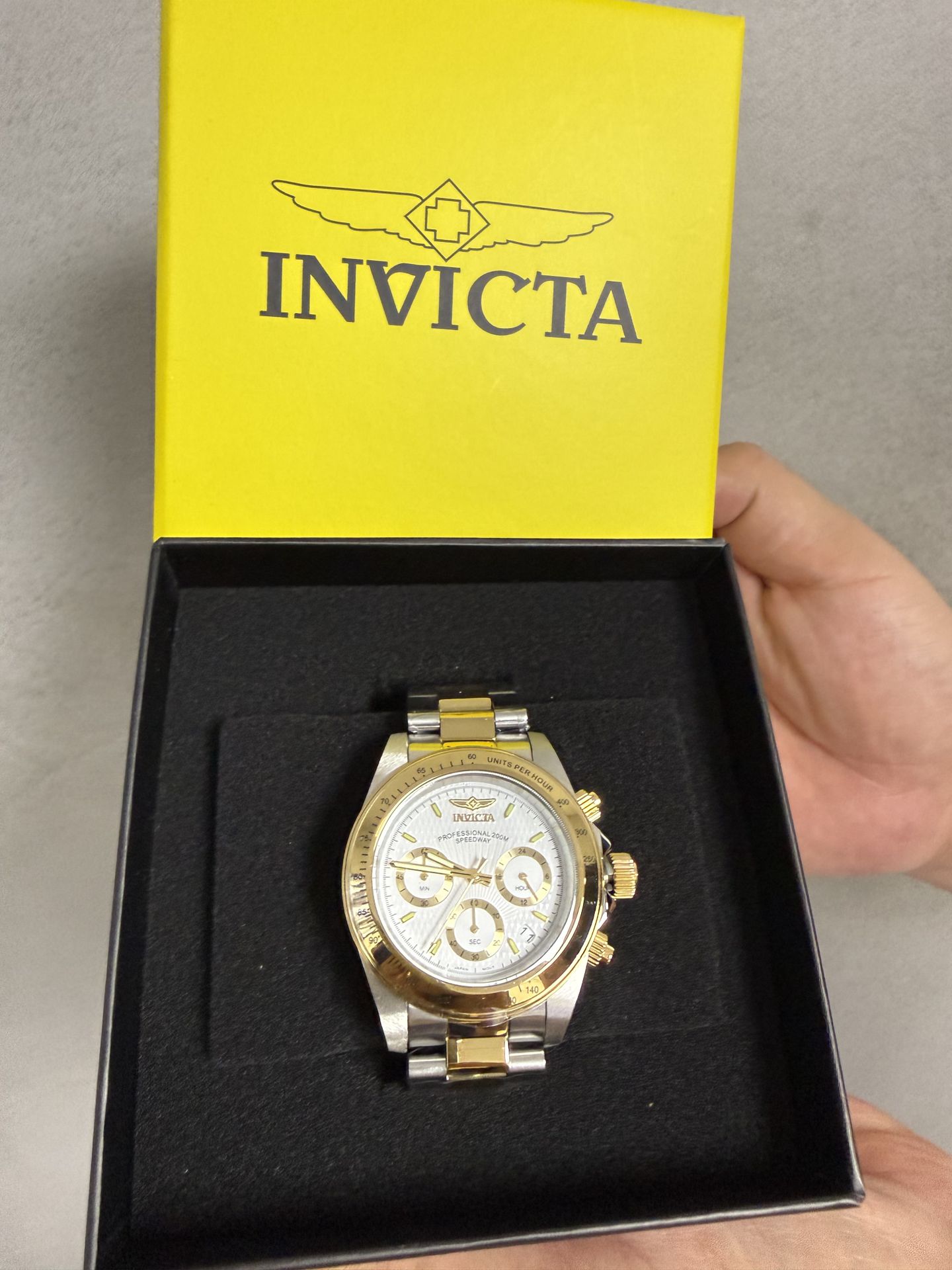 Watch invicta