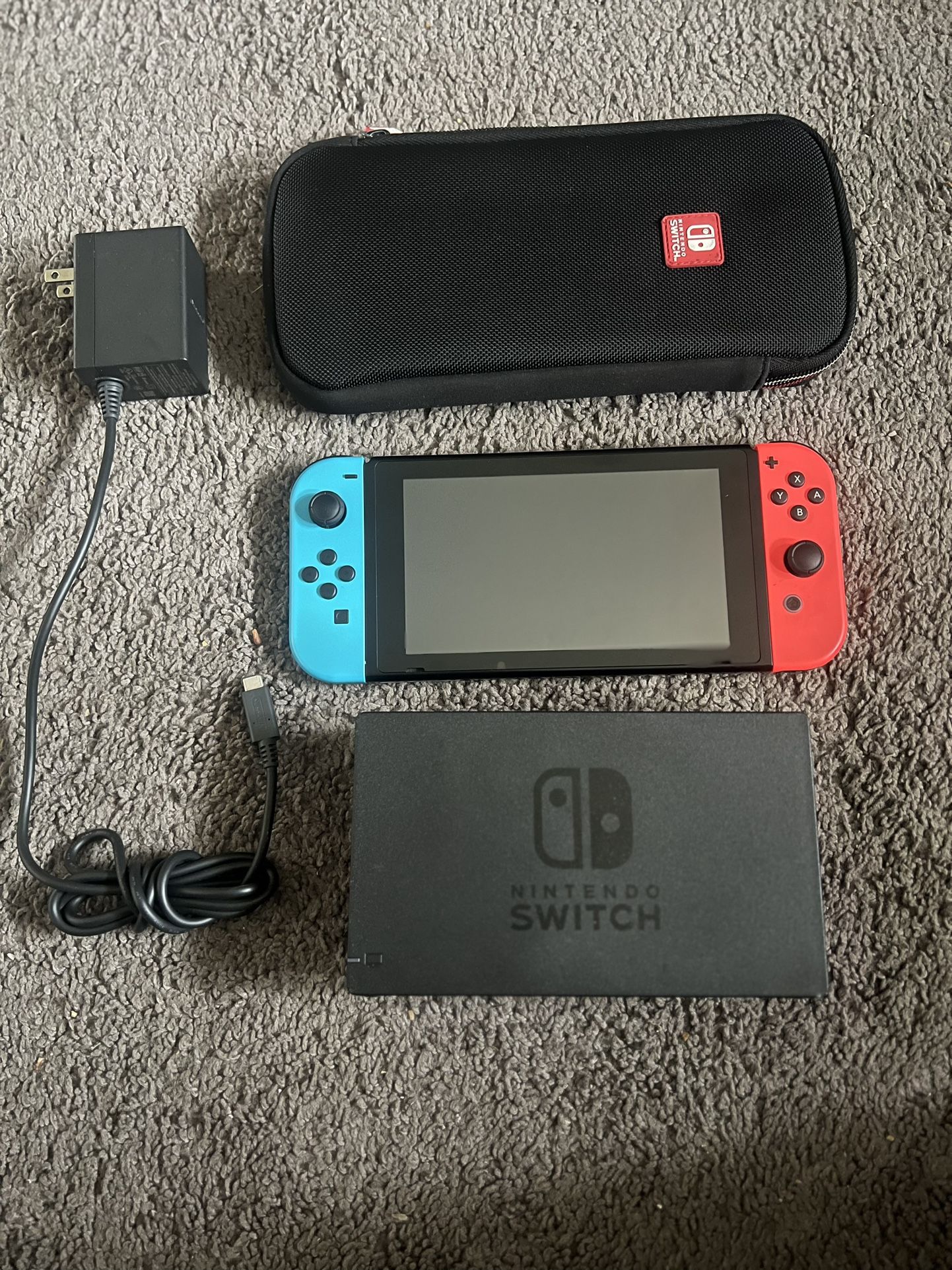 Nintendo Switch + Casebag 