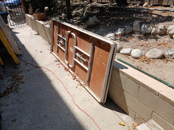 Folding Table.
