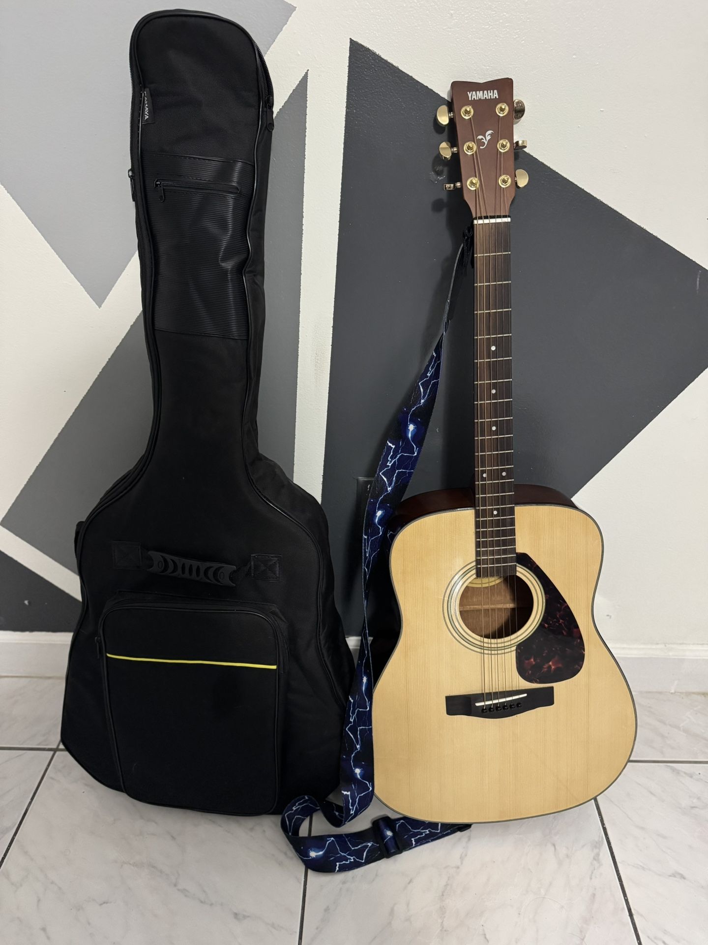 Yamaha Guitar