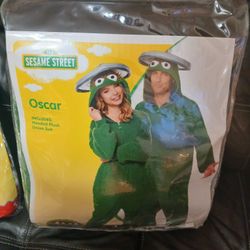 Sesame Street Oscar Couples Costume (S/M)