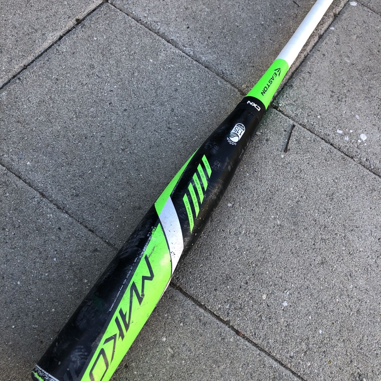 Batte de baseball Easton MAKO : SL15MK10B (-10) 32 po/22 oz/2 3/4