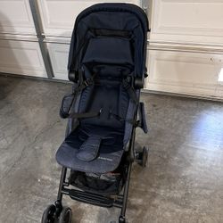 Maxi Cosi Easy Fold Stroller 