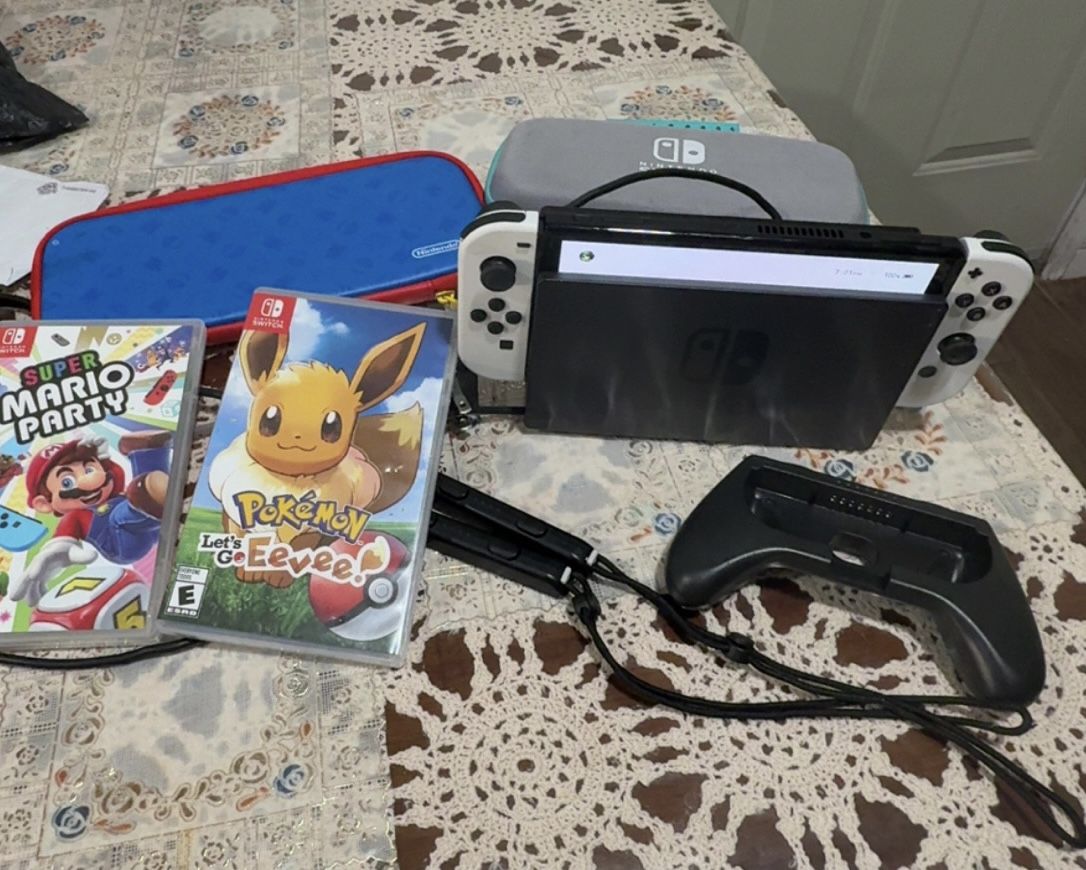 Nintendo Switch Oled W Carrying Case, Games And Accessories