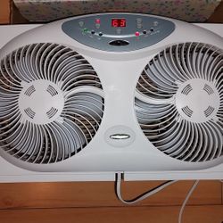 Bionaire 8.5" Twin Window Fan with Reversible Airflow 3 Speeds Model BWF-0910AR Like New