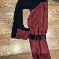 Canada Pooch Winter dog jacket. Dog coat. Size 32. Dog fleece lined jacket. Xxl