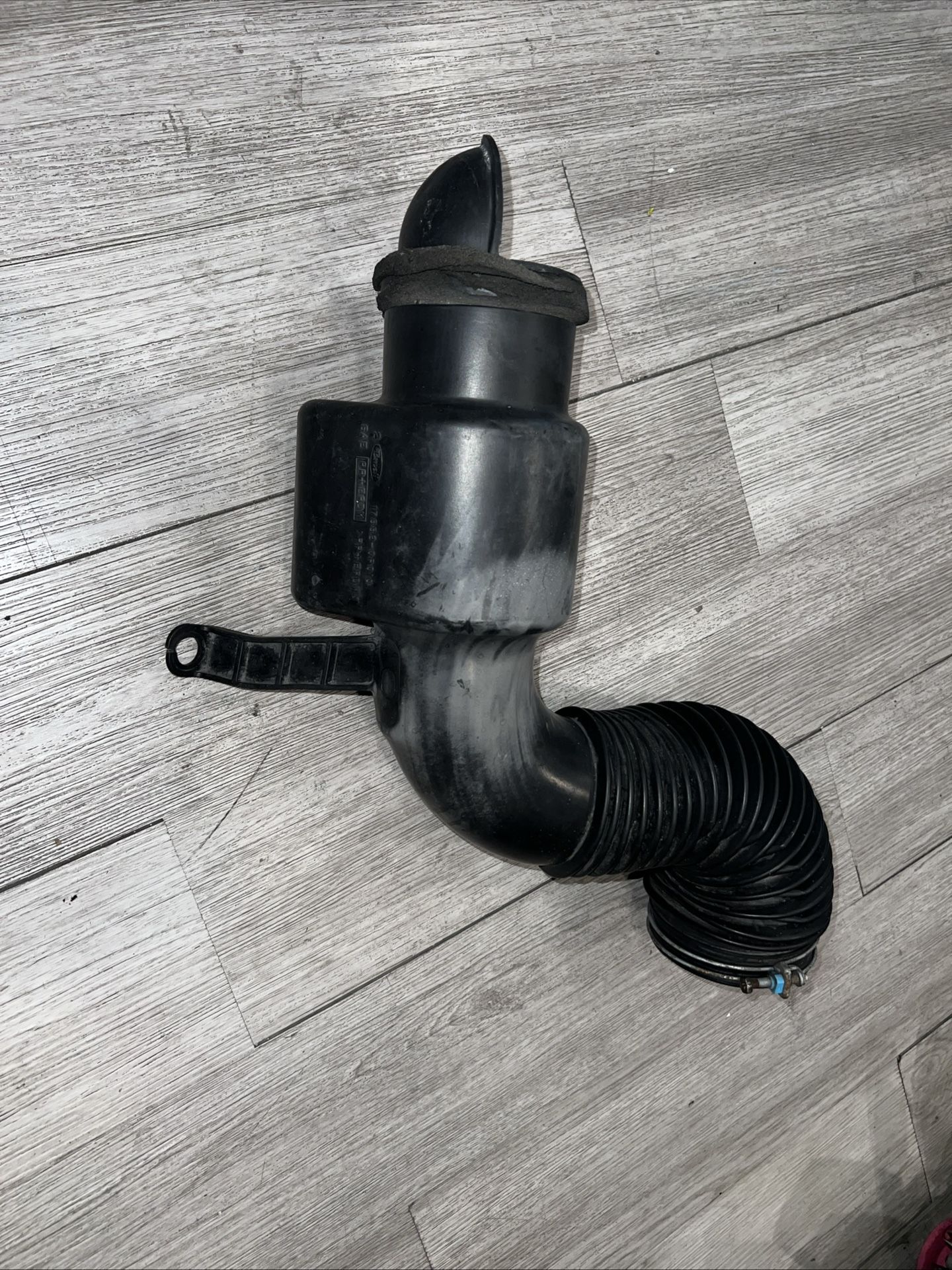 Toyota Tacoma 2005 - 2015 Air Intake Hose 4.0L 1GRFE Genuine OE OEM