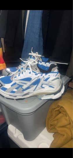 Balenciaga runners