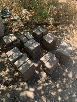 Garden decor stones