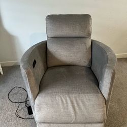 Couch/recliner 