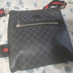 Gucci Men Purse 