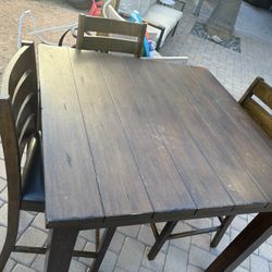 Rustic table and 4 Chairs