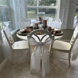 Dis stressed Round/ Oval Table W Leaf & 6 Chairs 