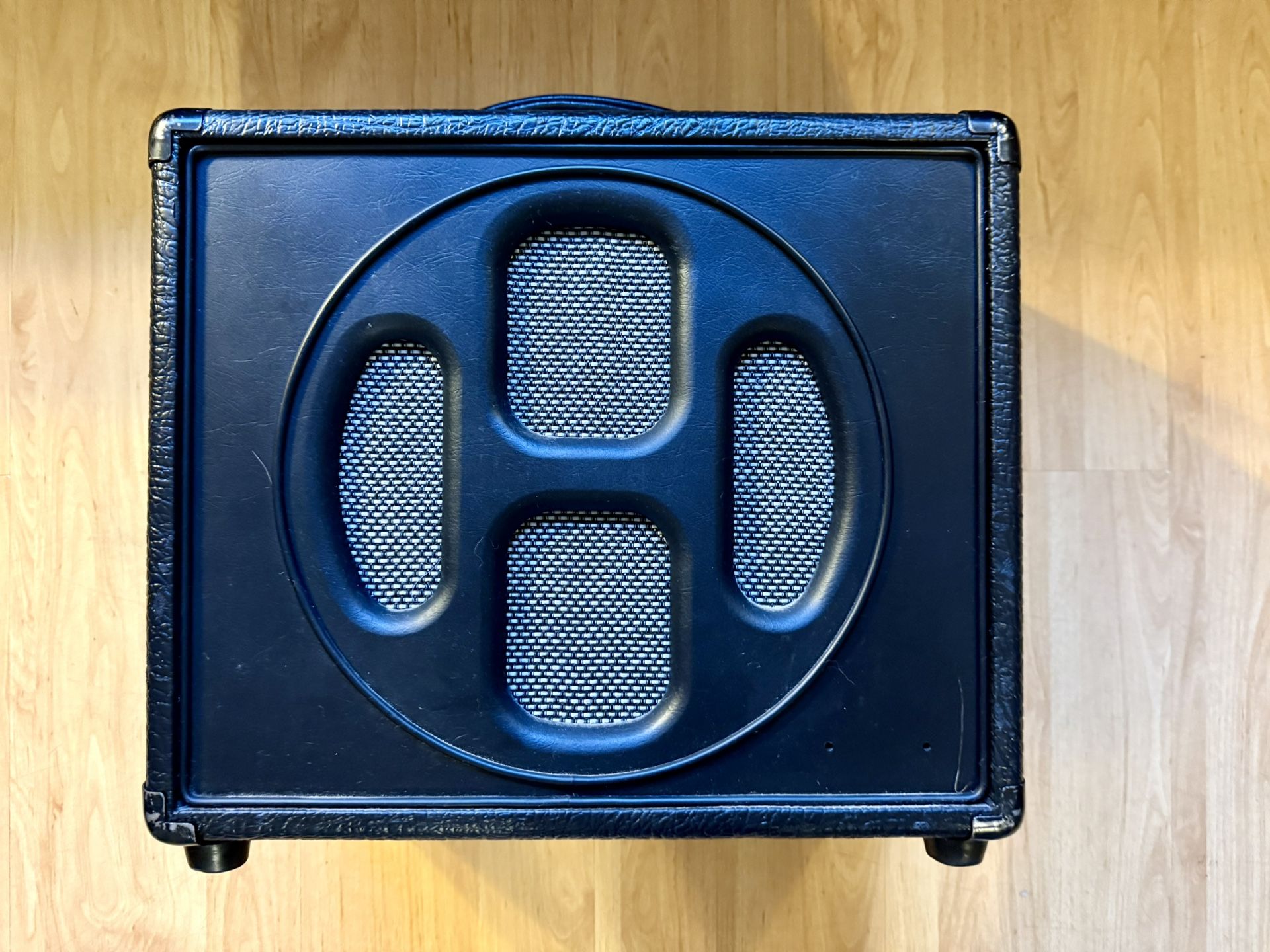 HOHNER HOODOO BOX TUBE AMPLIFIER