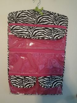 Travel Cosmetic/Toiletry Organizer