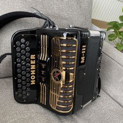 HOHNER ANACLETO M-III