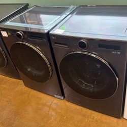 LG washing machine and gas dryer set
