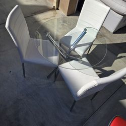 Table And Chairs 