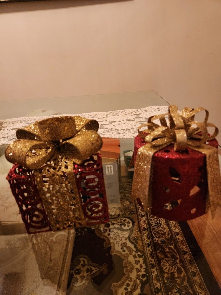 2 Set Christmas Tea Light Candle Holders