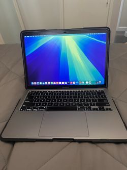 2020 Space Gray MacBook
