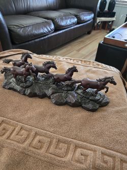 Beautiful Chinese Feng Shui "Victory Horses" resin sculpture for sale.