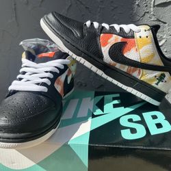 Nike SB Dunk Low Pro Raygun 🔫 Men’s Size 9 DEADSTOCK